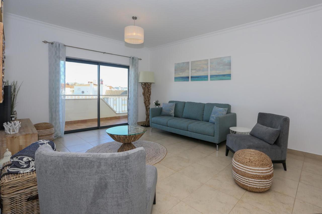 3 Bedroom Apartment With Indoor Pool Central 라고스 외부 사진
