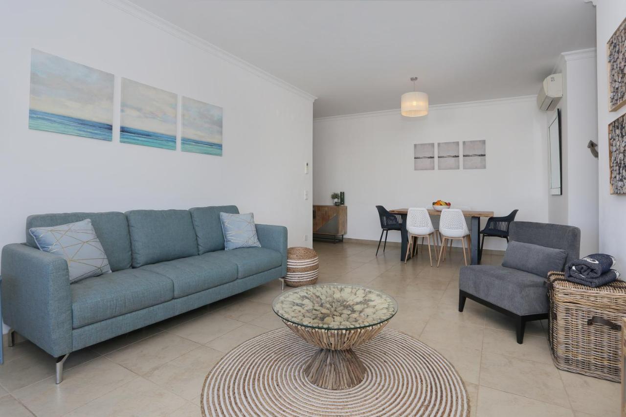 3 Bedroom Apartment With Indoor Pool Central 라고스 외부 사진