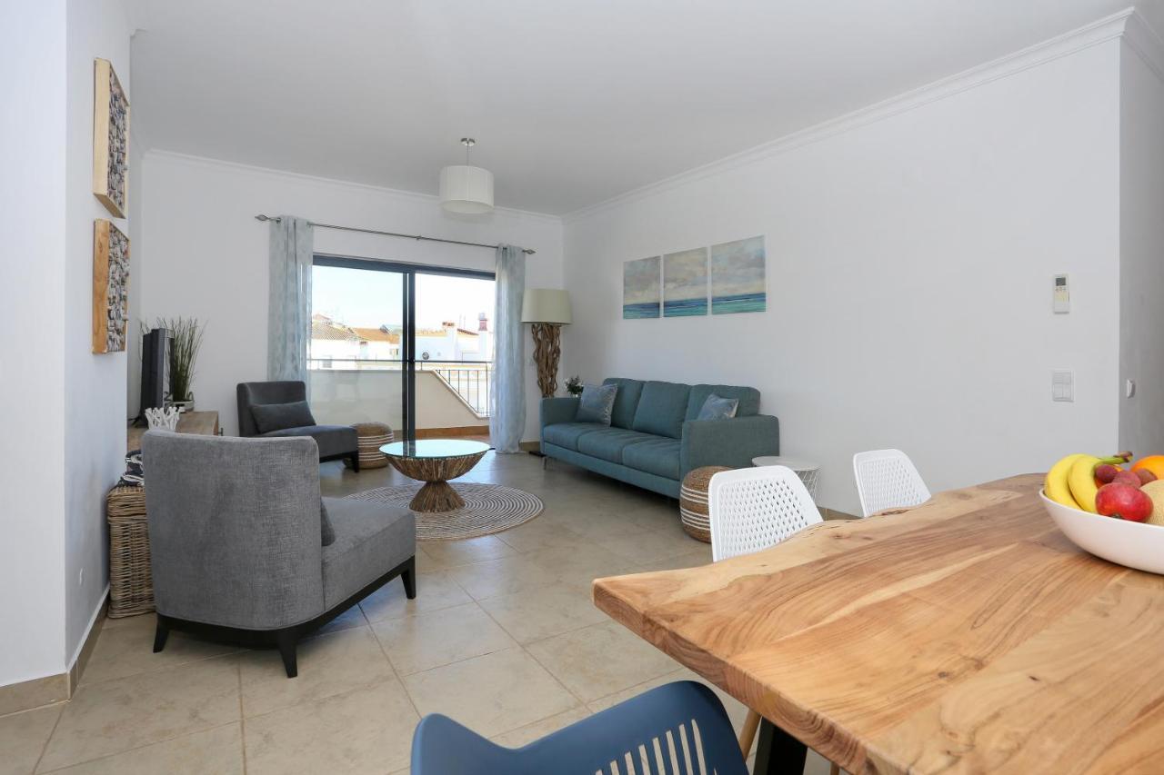 3 Bedroom Apartment With Indoor Pool Central 라고스 외부 사진