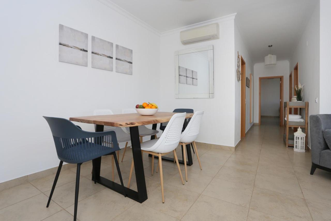 3 Bedroom Apartment With Indoor Pool Central 라고스 외부 사진