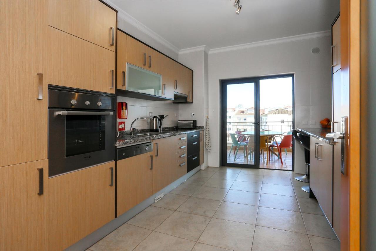 3 Bedroom Apartment With Indoor Pool Central 라고스 외부 사진