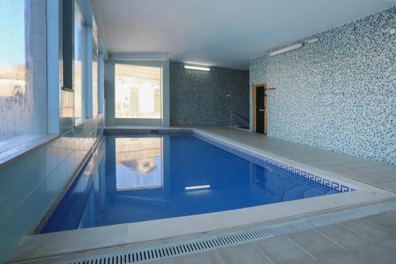 3 Bedroom Apartment With Indoor Pool Central 라고스 외부 사진