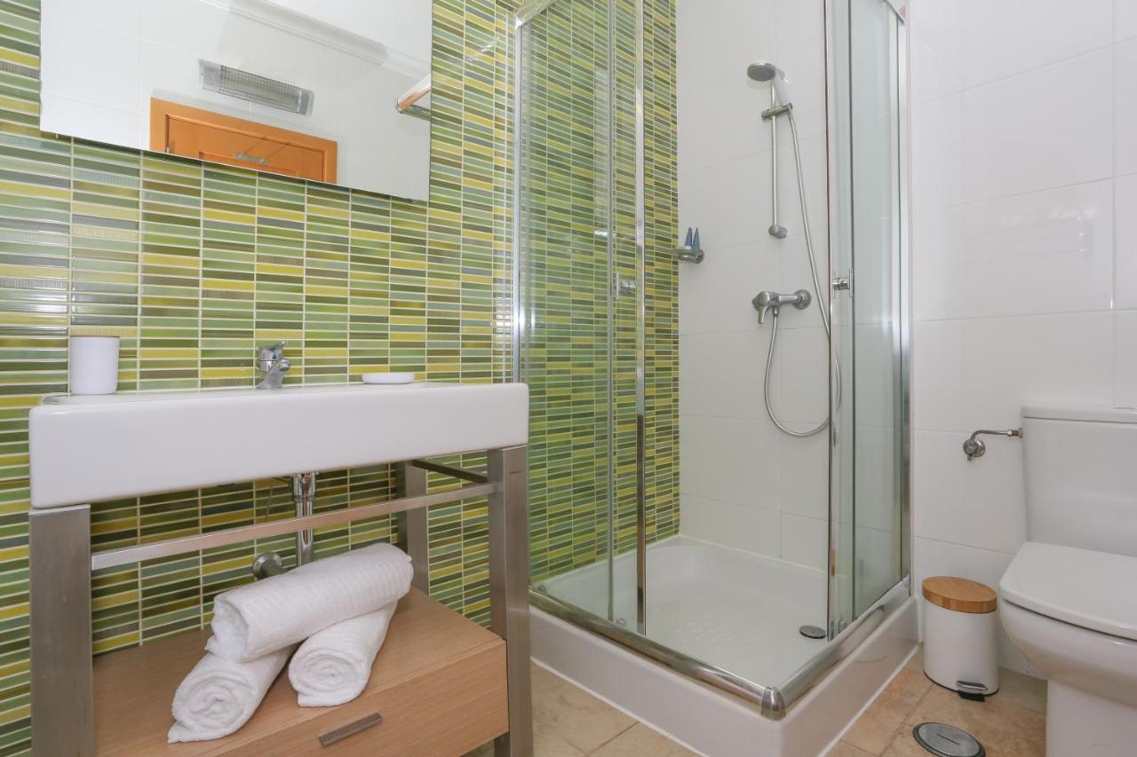 3 Bedroom Apartment With Indoor Pool Central 라고스 외부 사진