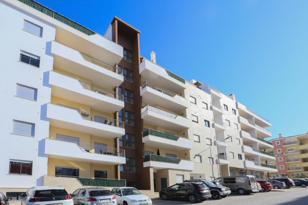 3 Bedroom Apartment With Indoor Pool Central 라고스 외부 사진